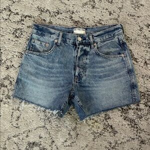 NWOT We The Free Distressed Denim Shorts—-Size: 26